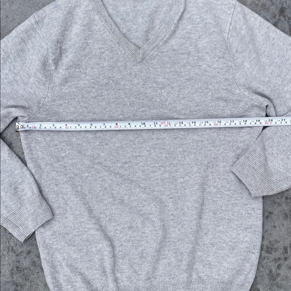 united arrow  cashmere blend green label relaxing Gray V-Neck Sweater - Picture 4 of 8